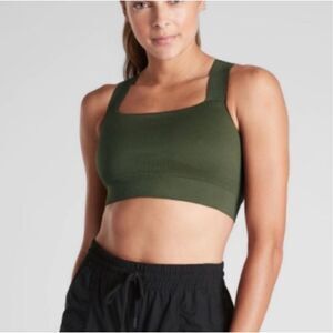 Athleta serene sports bra seamless wide straps light support Tuscan olive medium